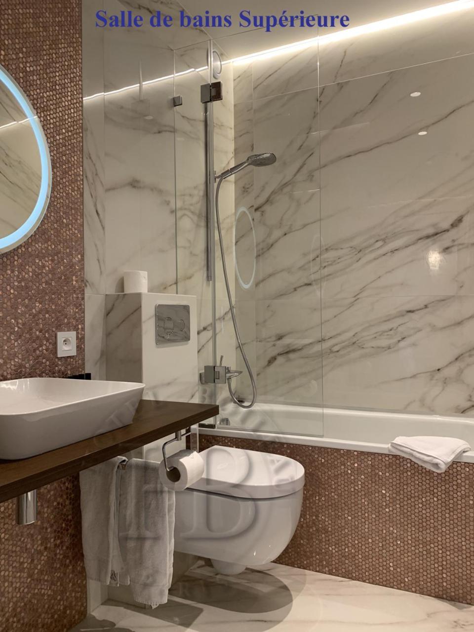 Hotel Boileau Paris Bagian luar foto