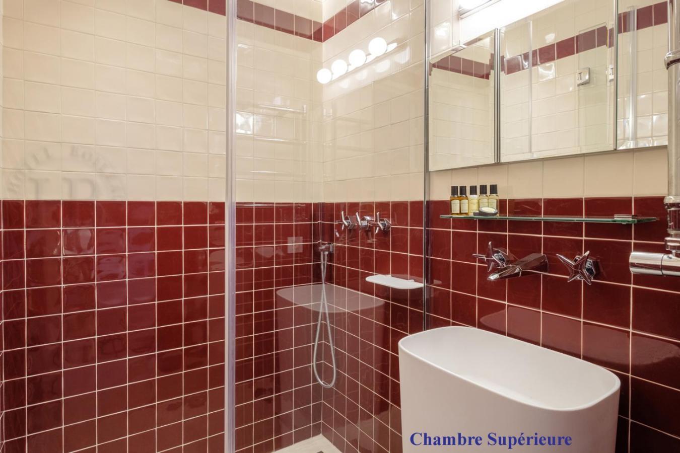 Hotel Boileau Paris Bagian luar foto