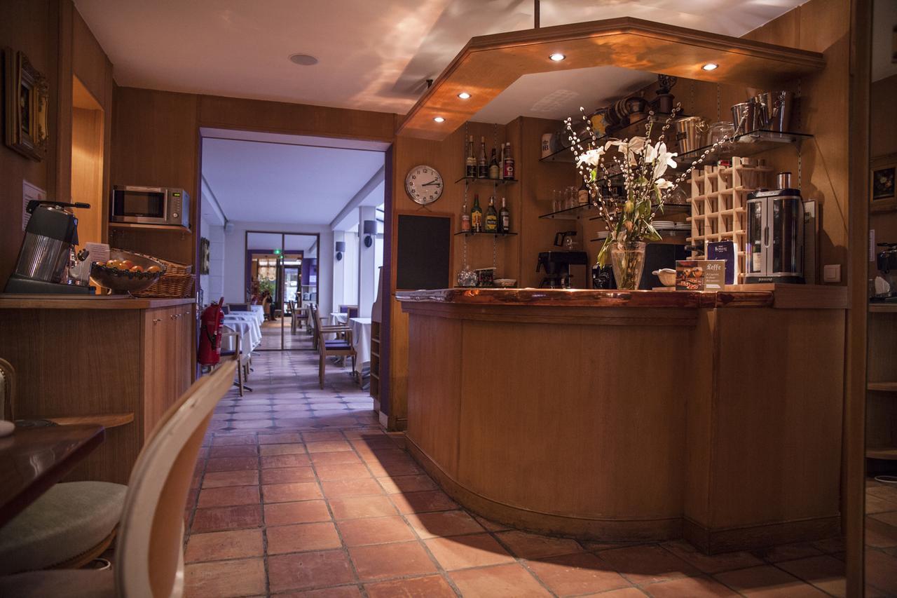 Hotel Boileau Paris Bagian luar foto
